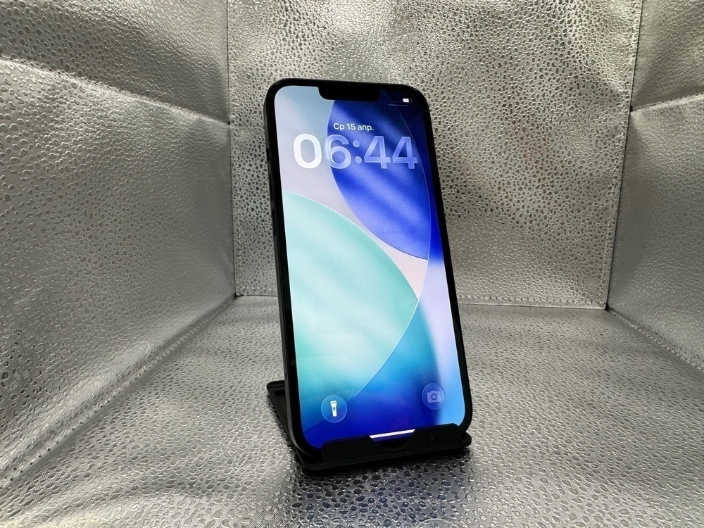 Смартфон Apple iPhone 13 128Gb