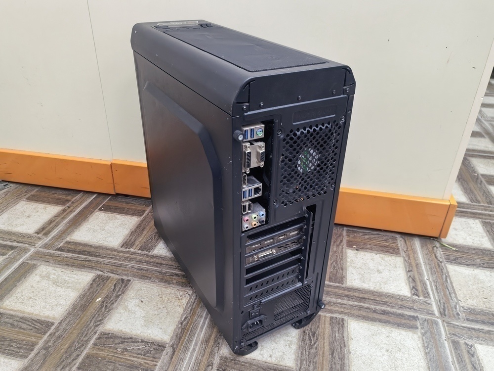 Системный блок Aero Cool; Core i3-8100, GeForce GTX 1060 3GB, 16 Гб, 256 Гб, 320 Гб