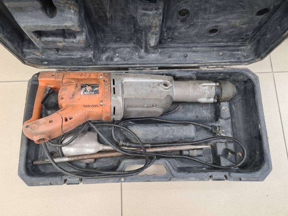 Перфоратор AEG PN11E;