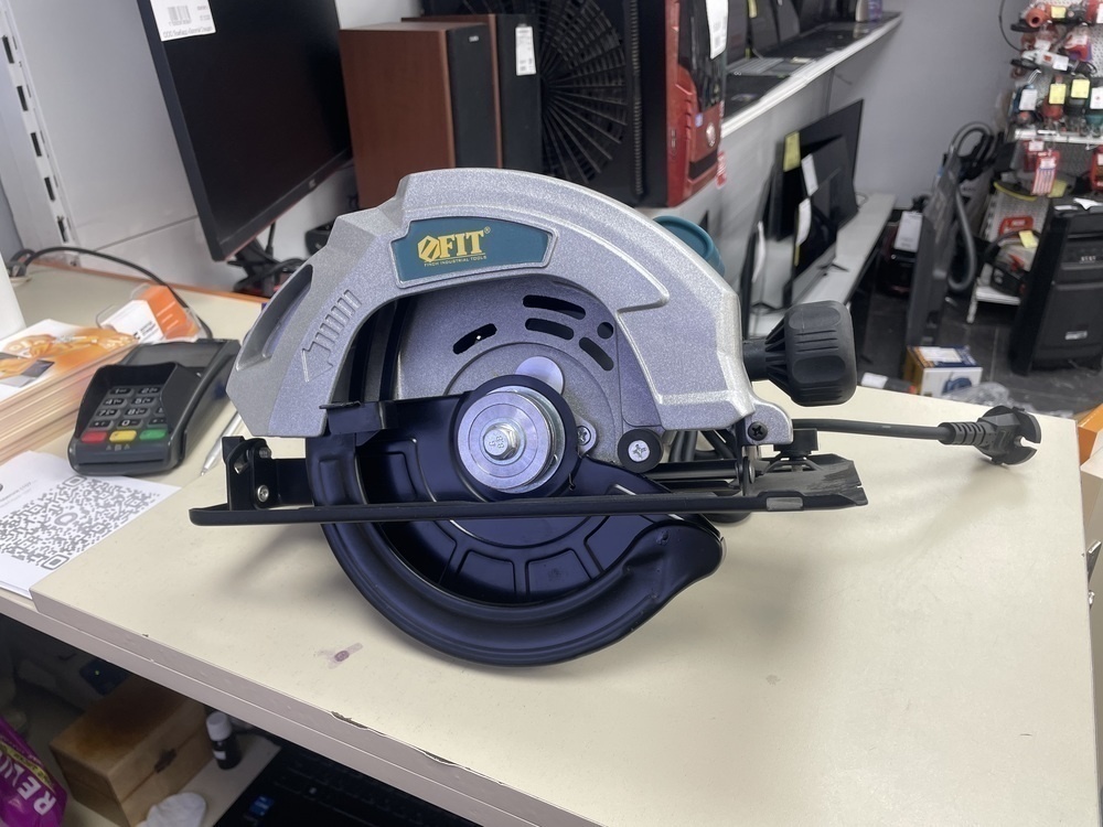 Дисковая пила FIT CS-180/1300