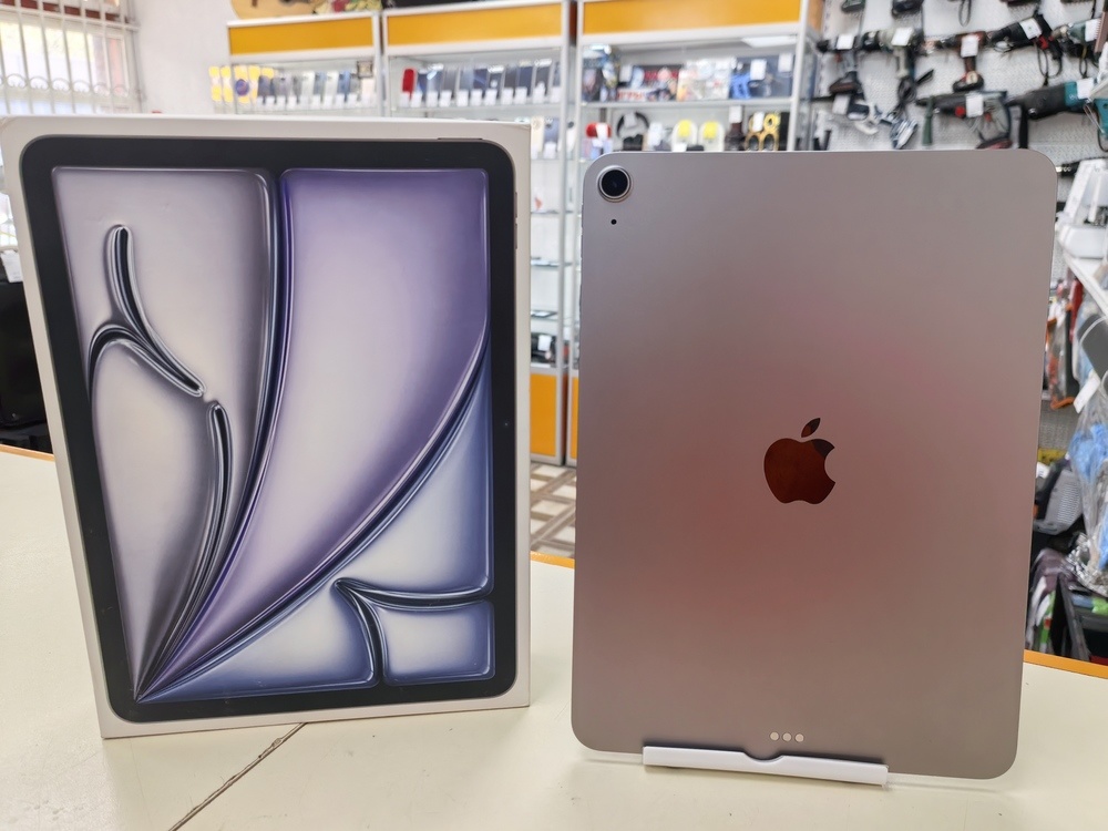 Планшет Apple iPad Air 128 ГБ(11 дюймов, M3) 2025 A3266 (Wi-Fi)