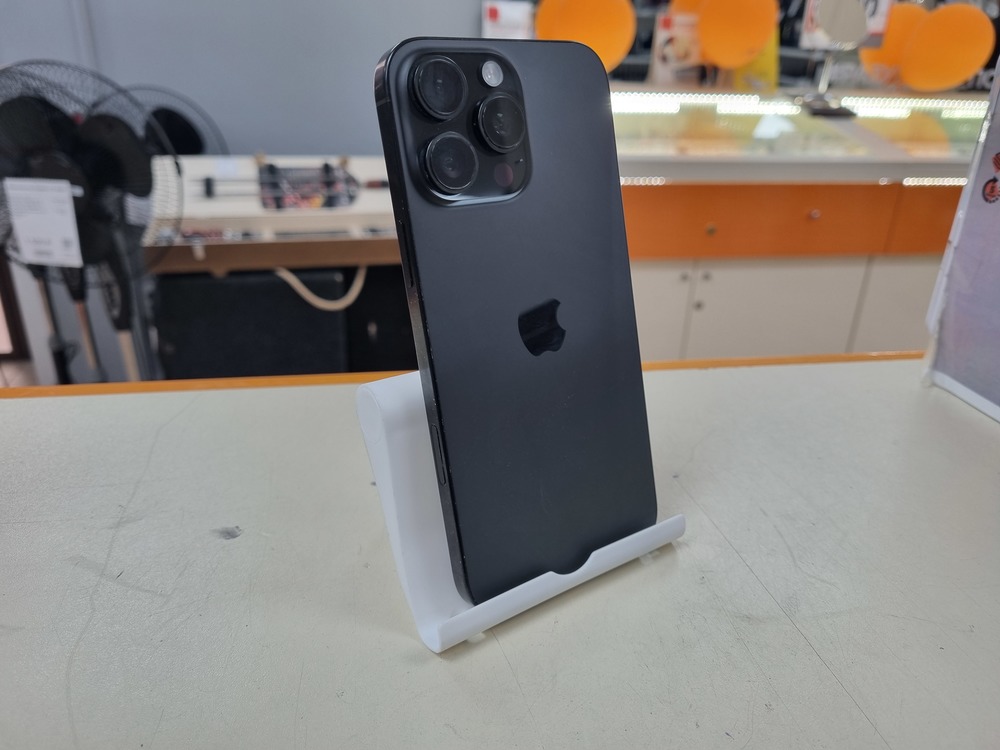 Смартфон Apple Iphone 16 Pro Max 256Gb