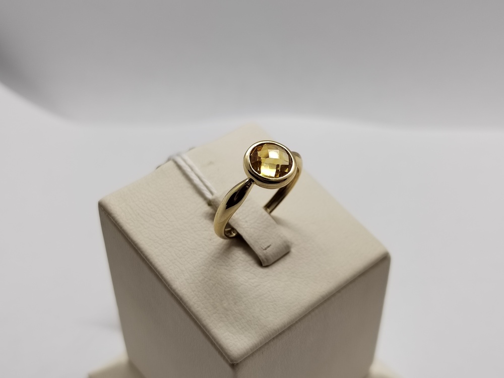 КОЛКМ585 КОЛЬЦО С КАМНЕМ (Au 585)