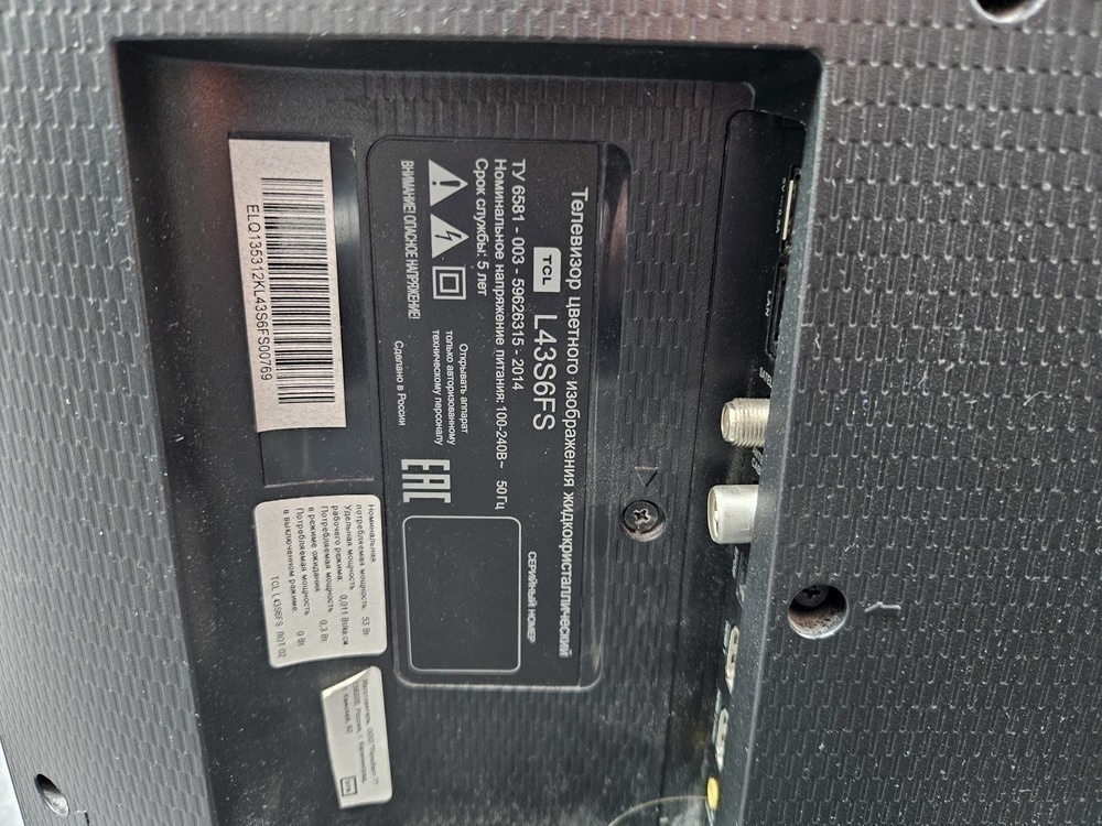 LED Телевизор TCL L43S6FS