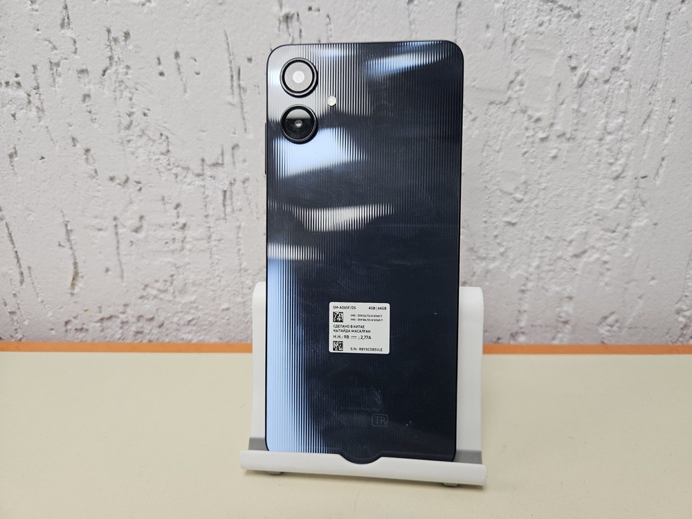 Смартфон Samsung Galaxy A06 4/64