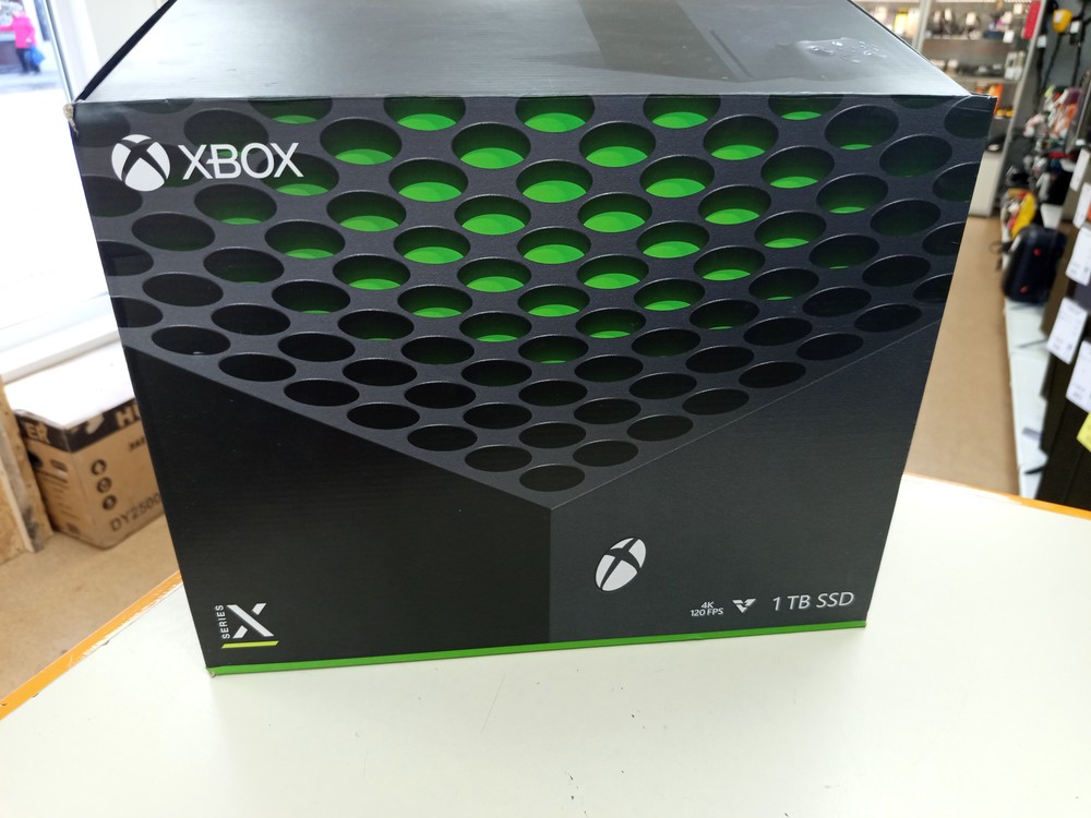 Игровая приставка Xbox Series X 1Tb Игровая приставка Xbox Series X 1Tb