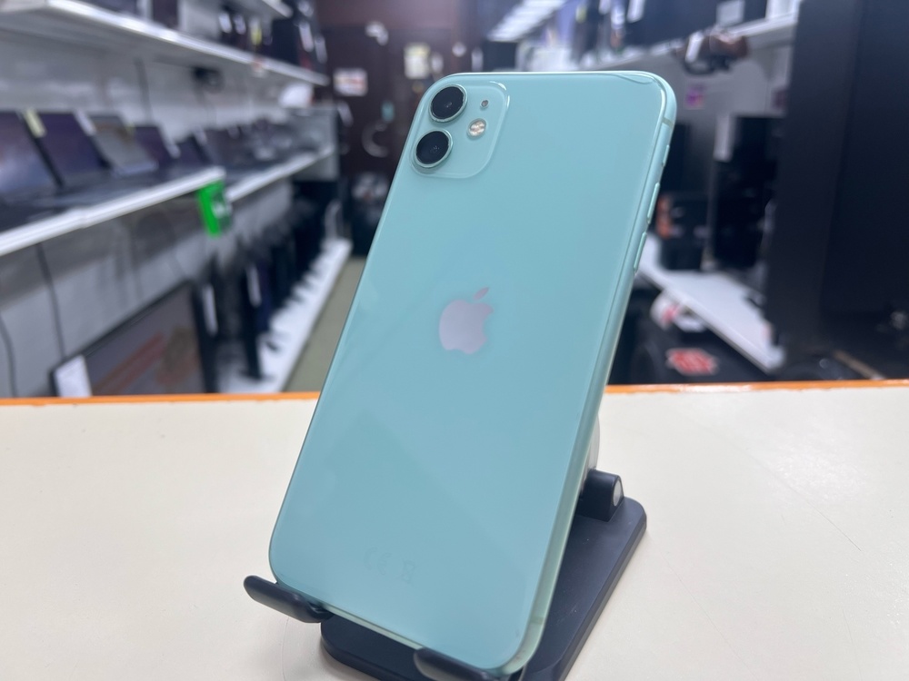 Смартфон Apple iPhone 11 64Gb