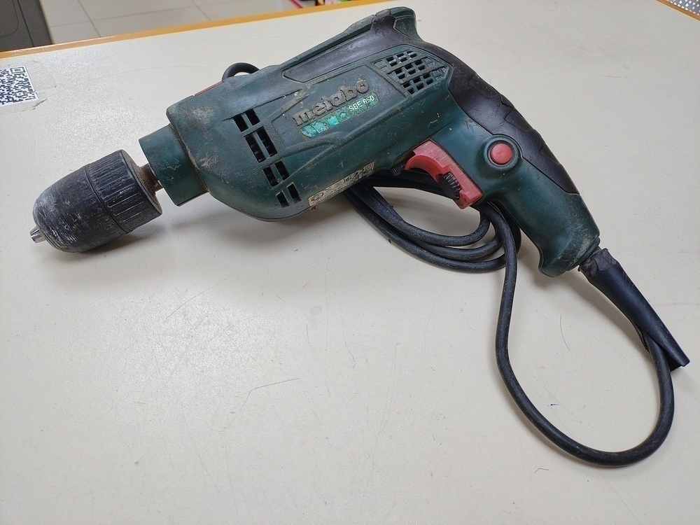 Дрель-ударная Metabo SBE 650