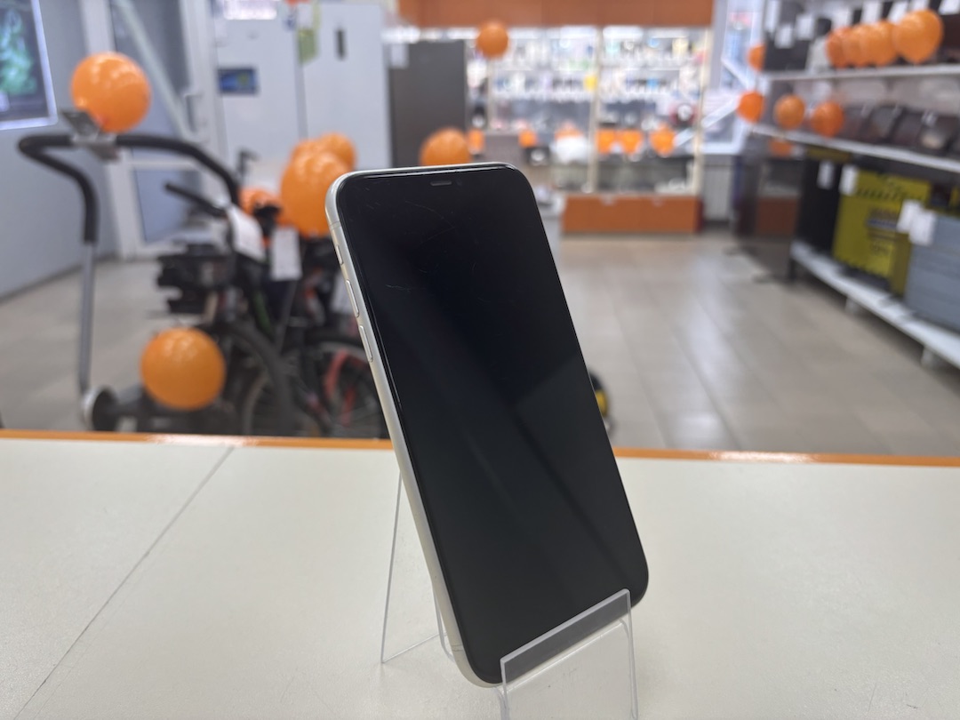 Смартфон Apple iPhone 11 64Gb