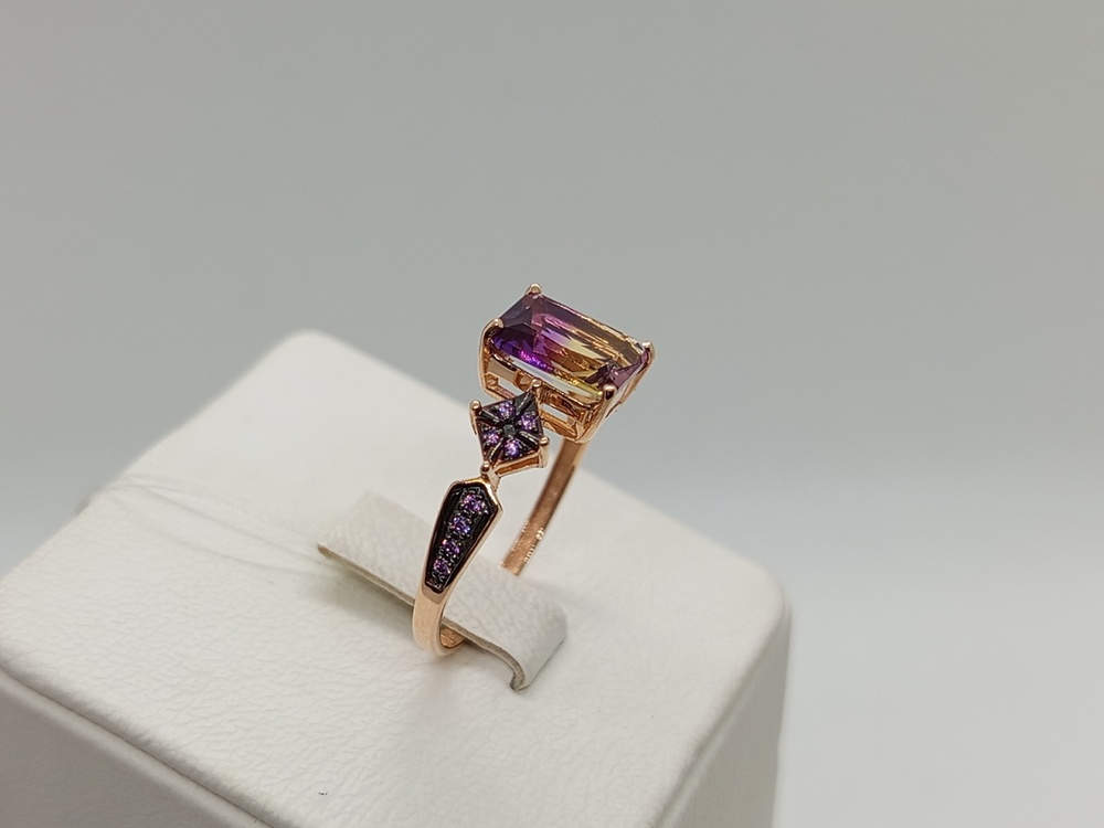 КОЛЬЦО С КАМНЯМИ (Au 585)