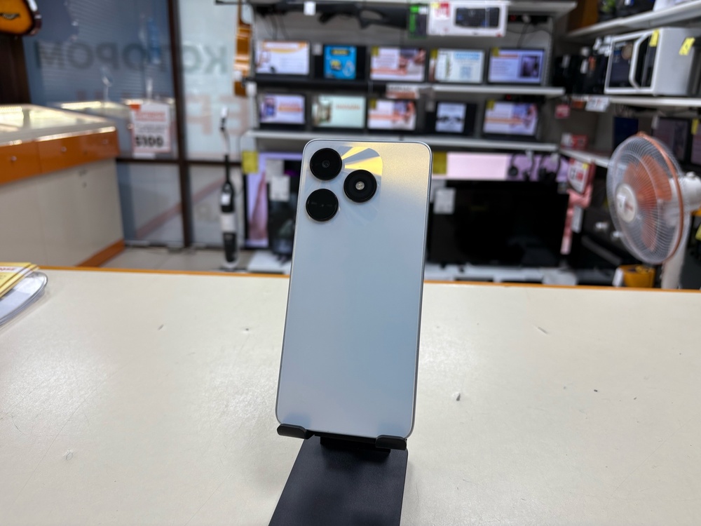 Смартфон Tecno Spark 10 8/128
