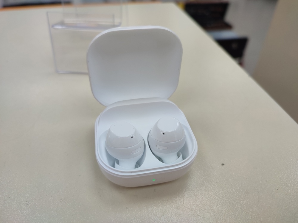 Наушники безпроводные SAMSUNG BUDS