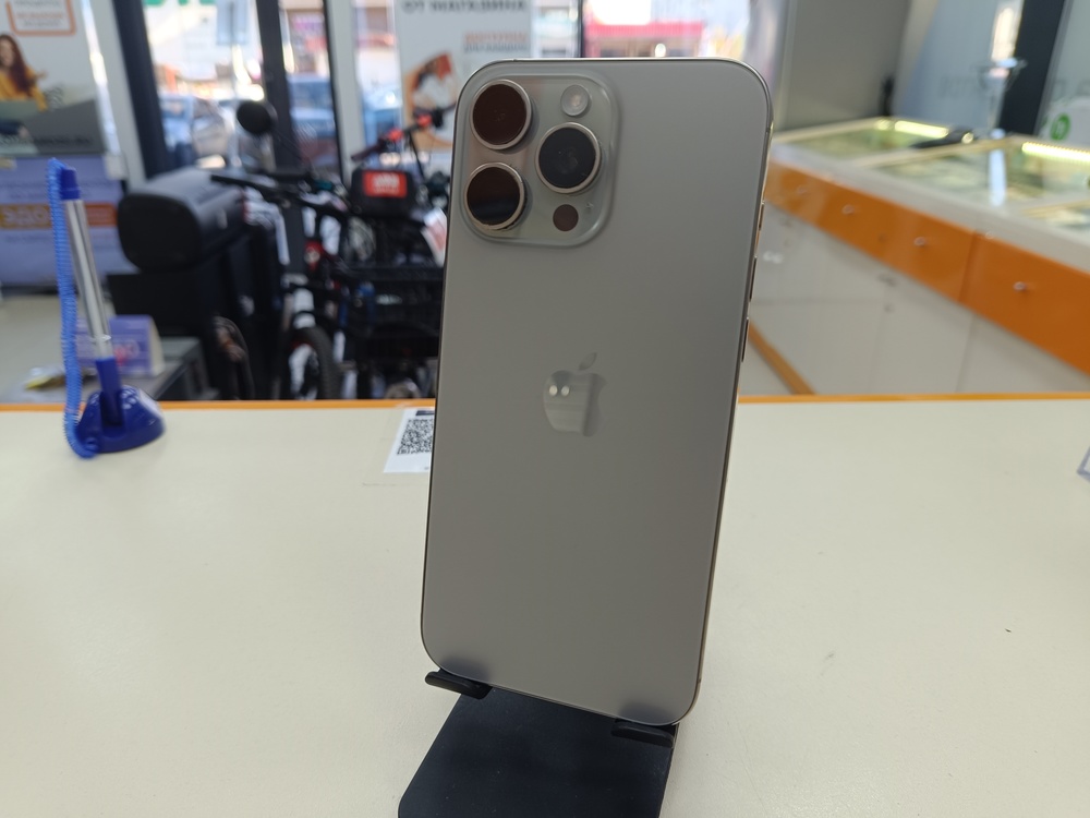 Смартфон Apple Iphone 16 Pro Max 256Gb