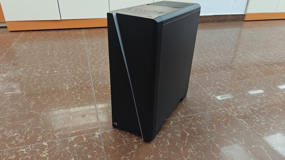 Системный блок Aero Cool; Core i5-9600KF, GeForce GTX 1660, 16 Гб, 256 Гб, 1 Tb
