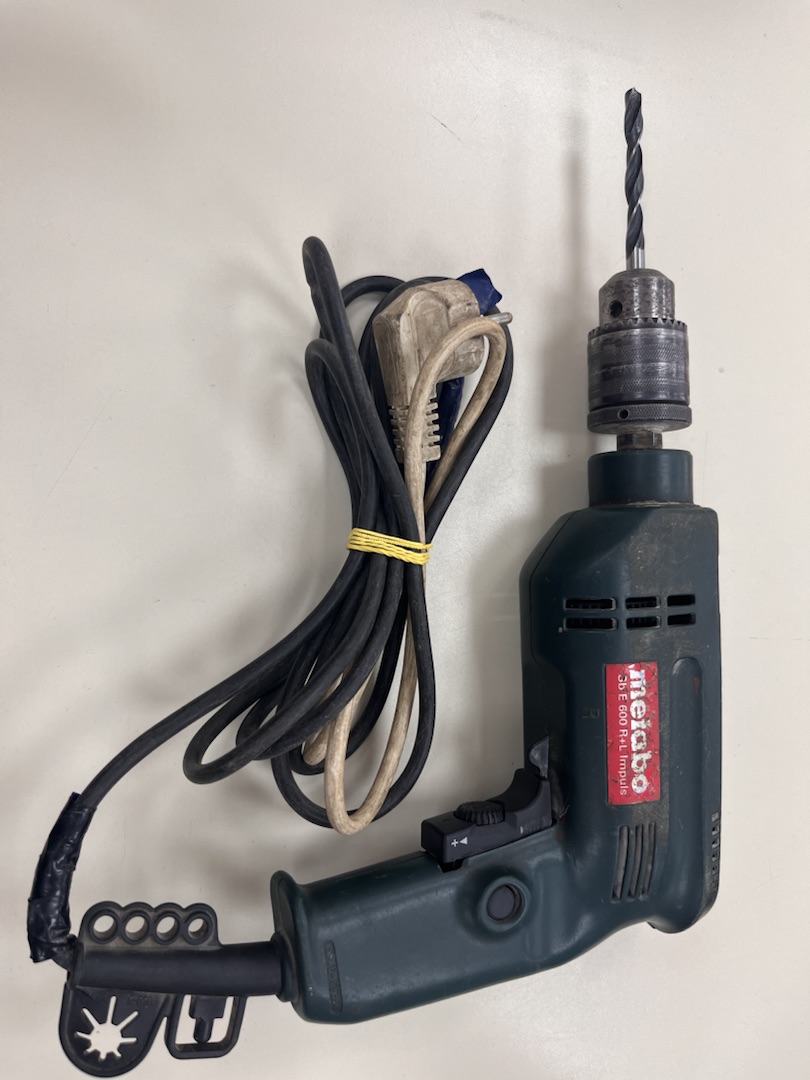Дрели-ударные Metabo SBE 600 R+L Impuls; 600 Вт