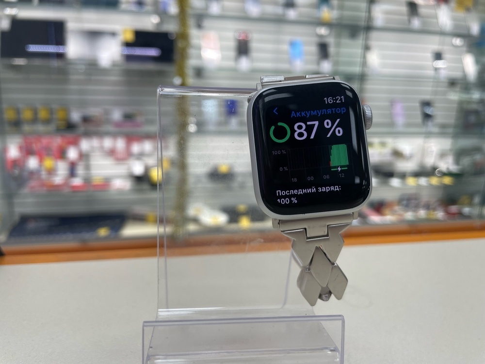 Смарт-часы Apple Watch SE 2022 40mm