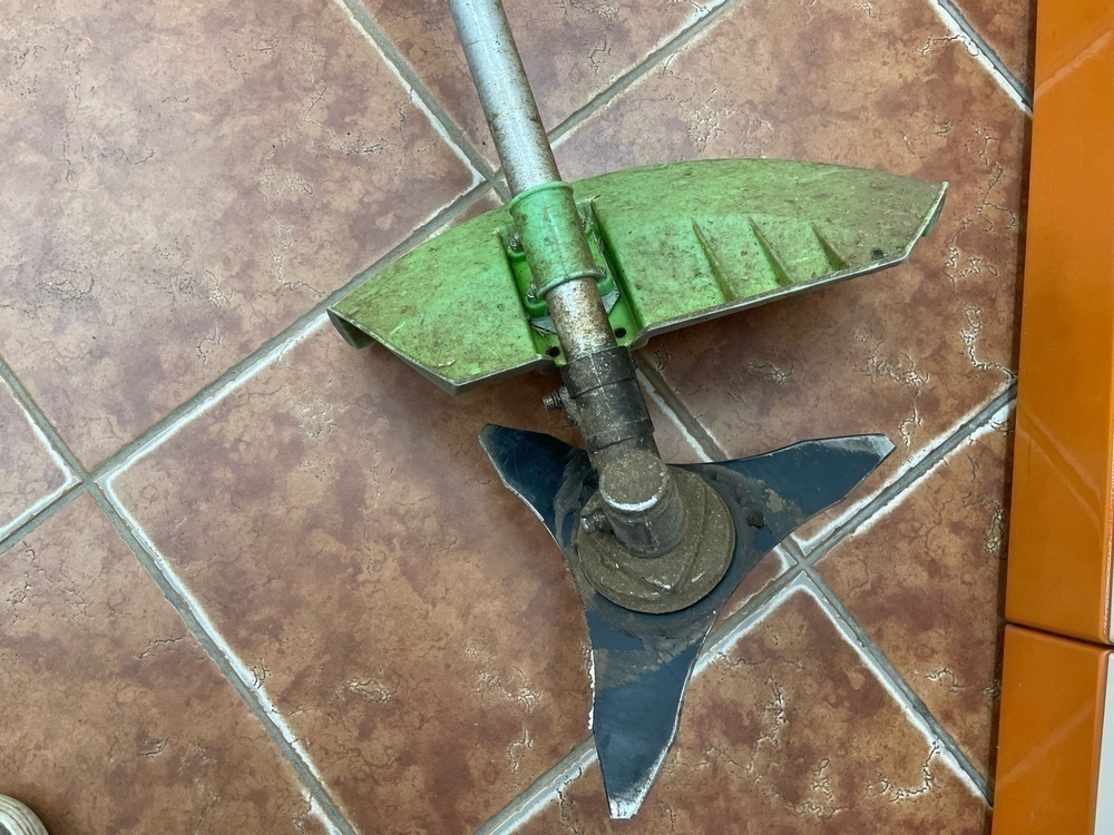 Триммер Prioritet BT-53