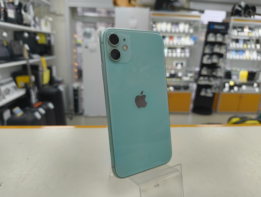 Смартфон Apple iPhone 11 128Gb