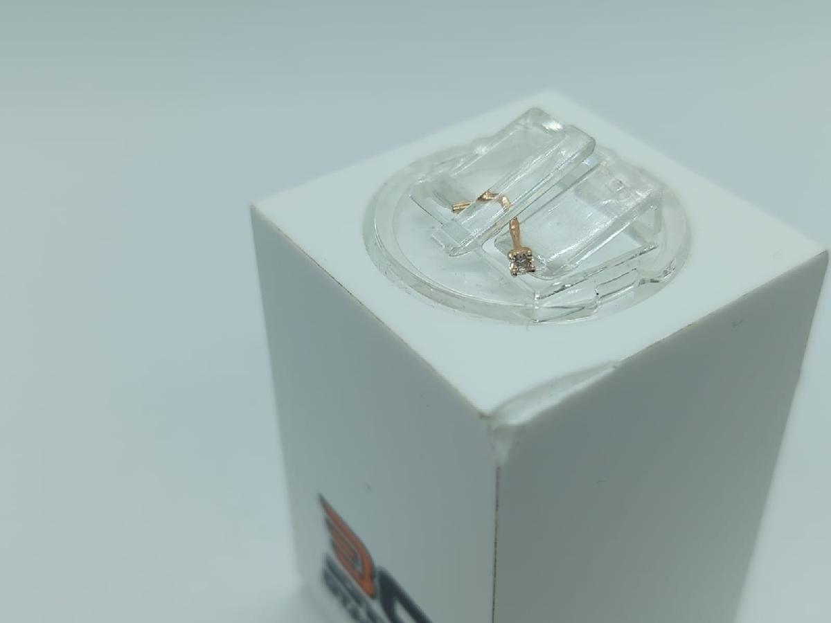 ПИРСИНГ С КАМНЕМ (Au 585)