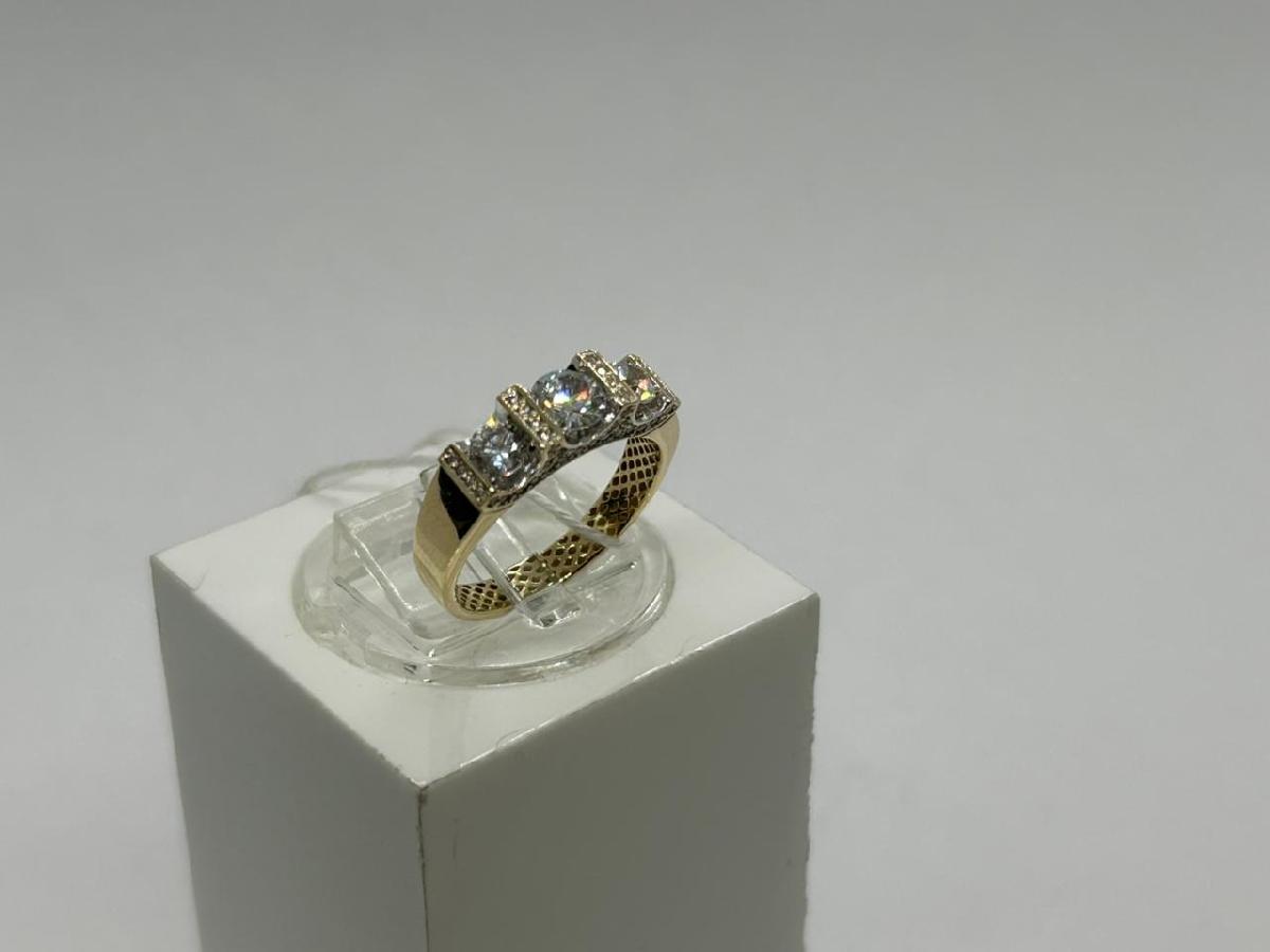 КОЛКМИ585 КОЛЬЦО С КАМНЯМИ (Au 585)