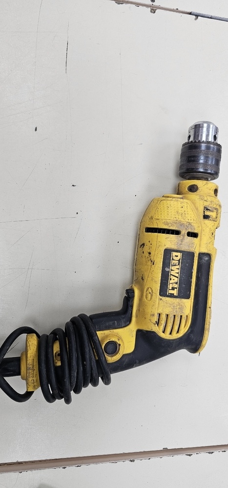 Дрель-безударная Dewalt DWD024S