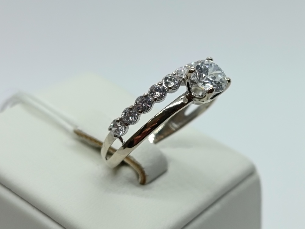 КОЛКМИ585 КОЛЬЦО С КАМНЯМИ (Au 585)