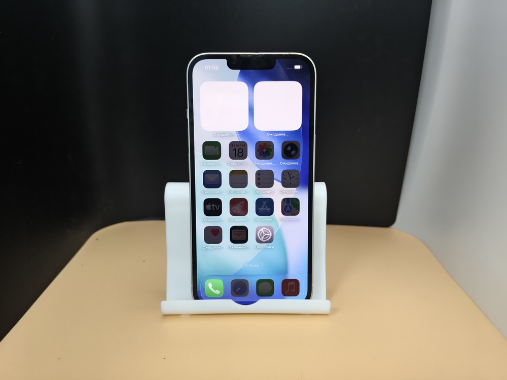 Смартфон Apple iPhone 13 128Gb