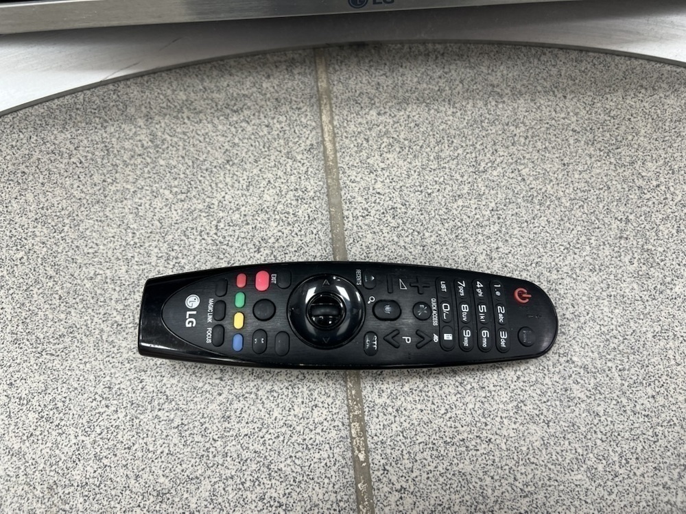 LED Телевизор LG 49UJ670V