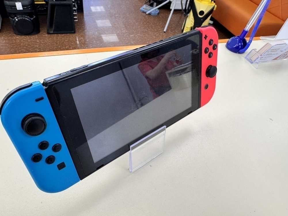 Игровая приставка Nintendo Switch
