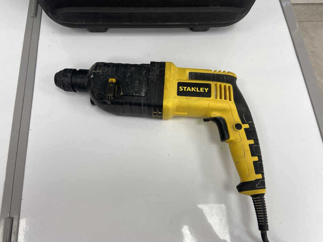 Перфоратор Stanley Перфоратор Stanley STHR223;