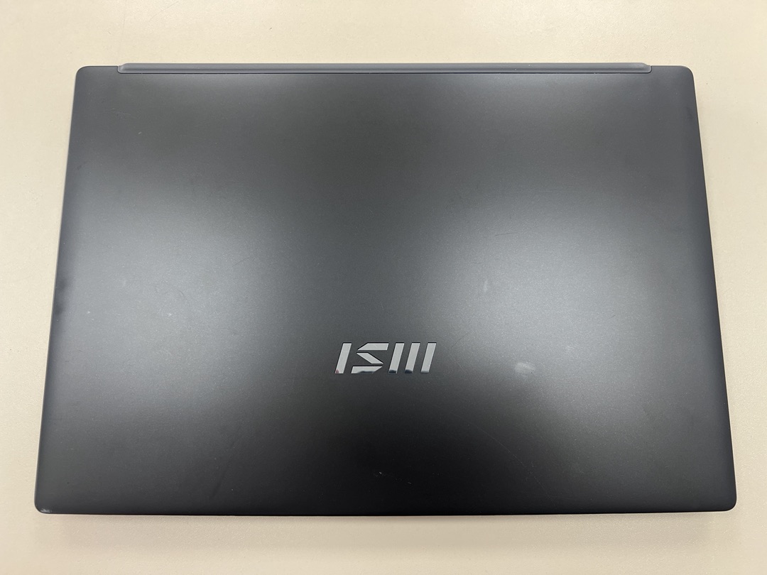 Ноутбук MSI MS-14J1; Core i3-1215U, Intel UHD Graphics, 8 Гб, 256 Гб, Нет