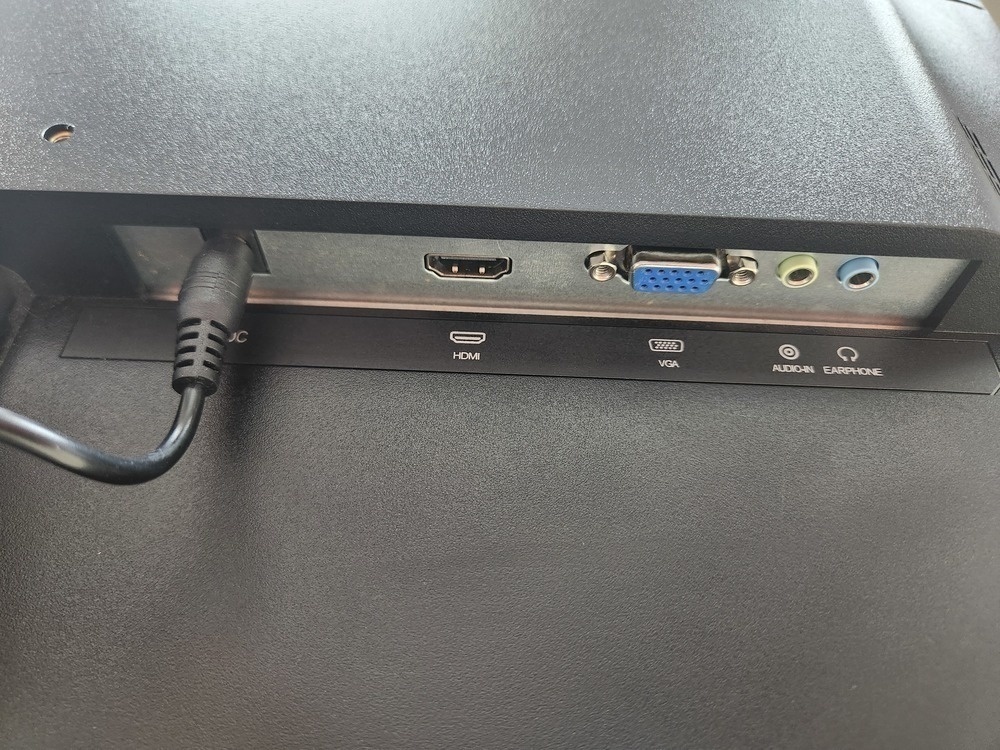 Монитор Dexp DF24N1