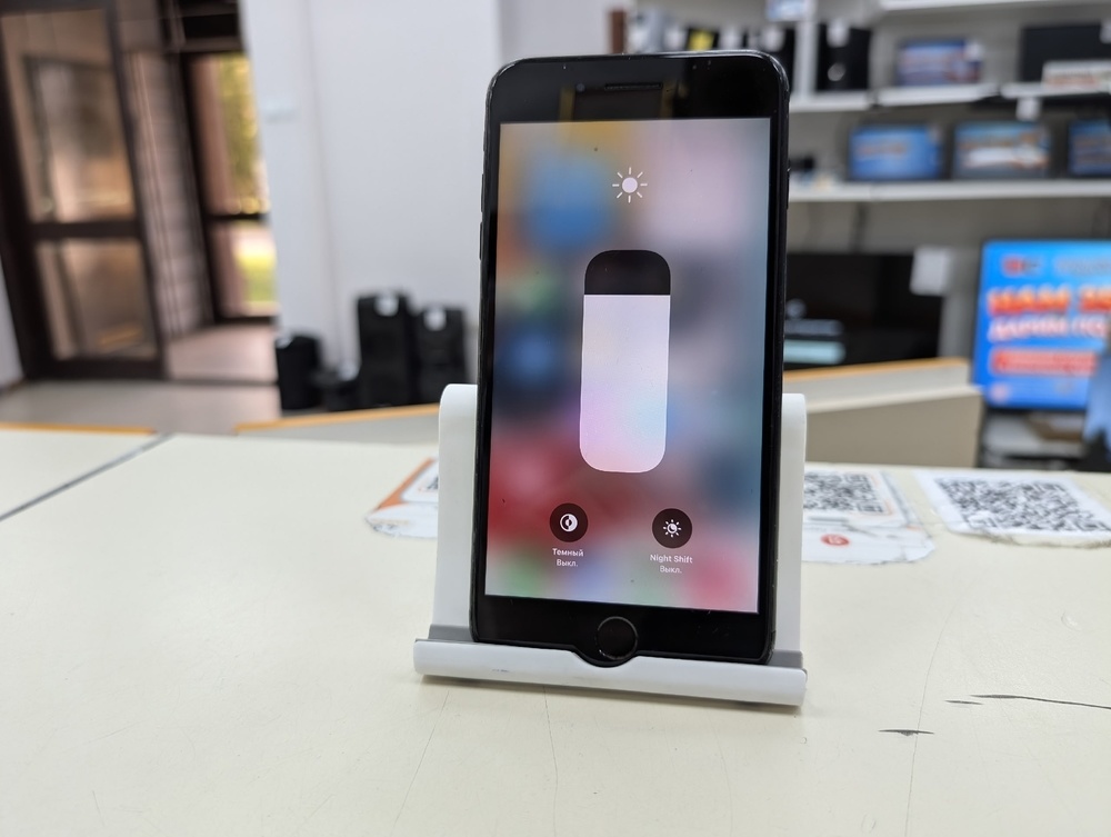 Смартфон Apple iPhone 7 Plus 256Gb