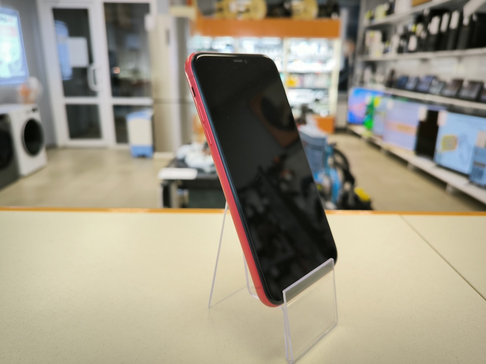 Смартфон Apple iPhone 11 64Gb