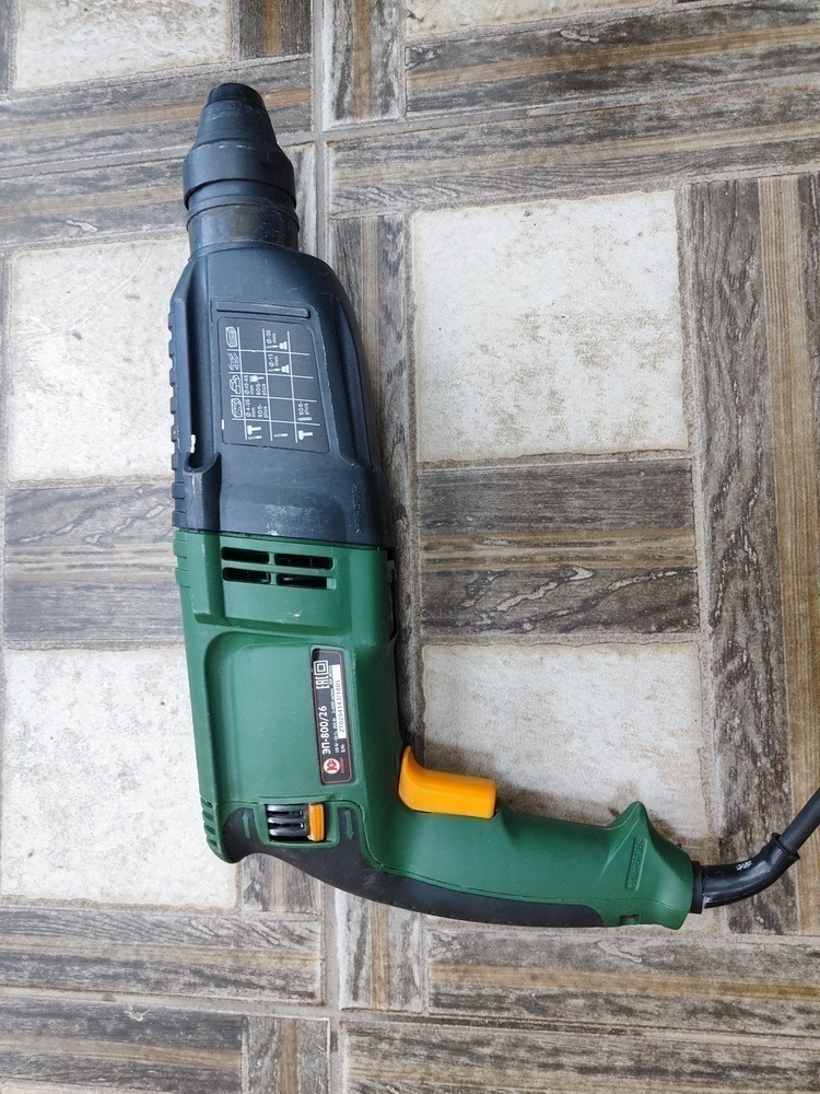 Перфоратор Калибр ЭП-800/26