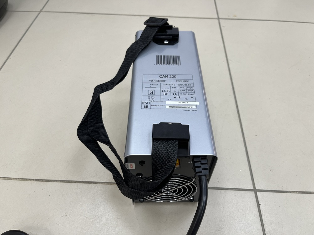 Сварочный аппарат Ресанта САИ-220
