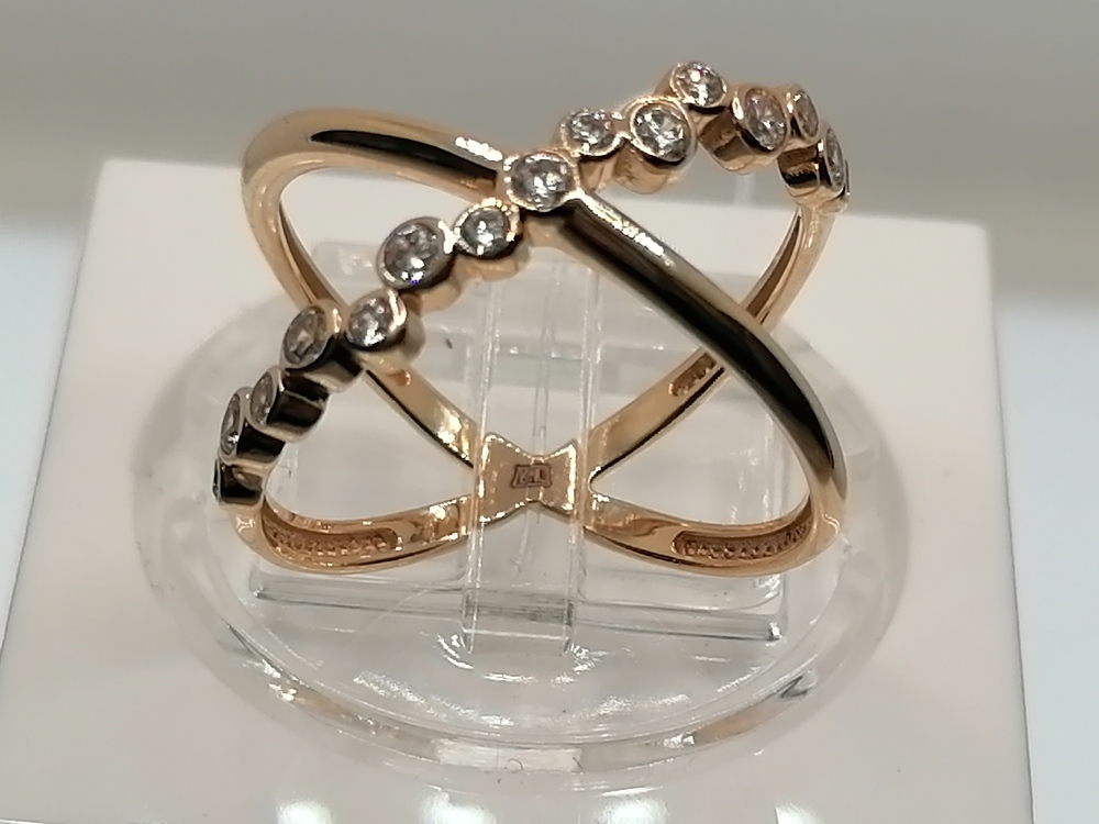 КОЛЬЦО С КАМНЯМИ (Au 585)