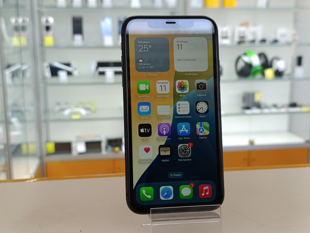 Смартфон Apple iPhone 11 64Gb