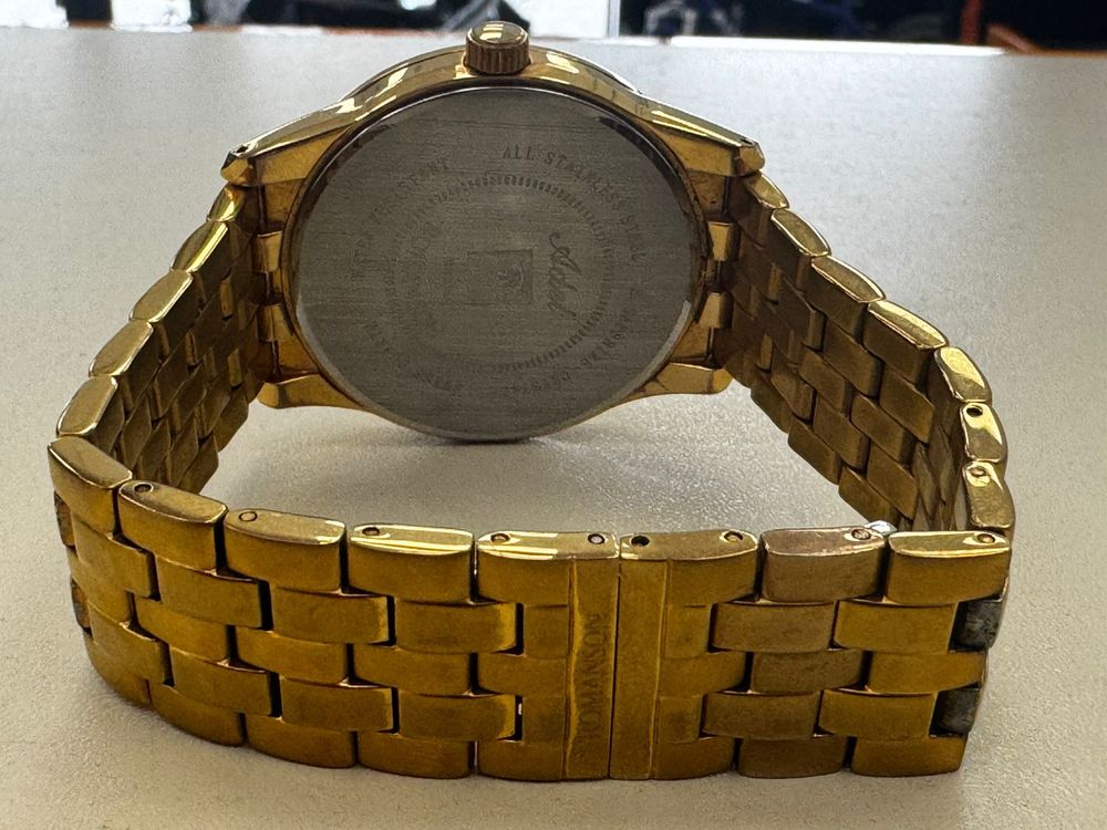 Часы наручные Romanson TM8166M