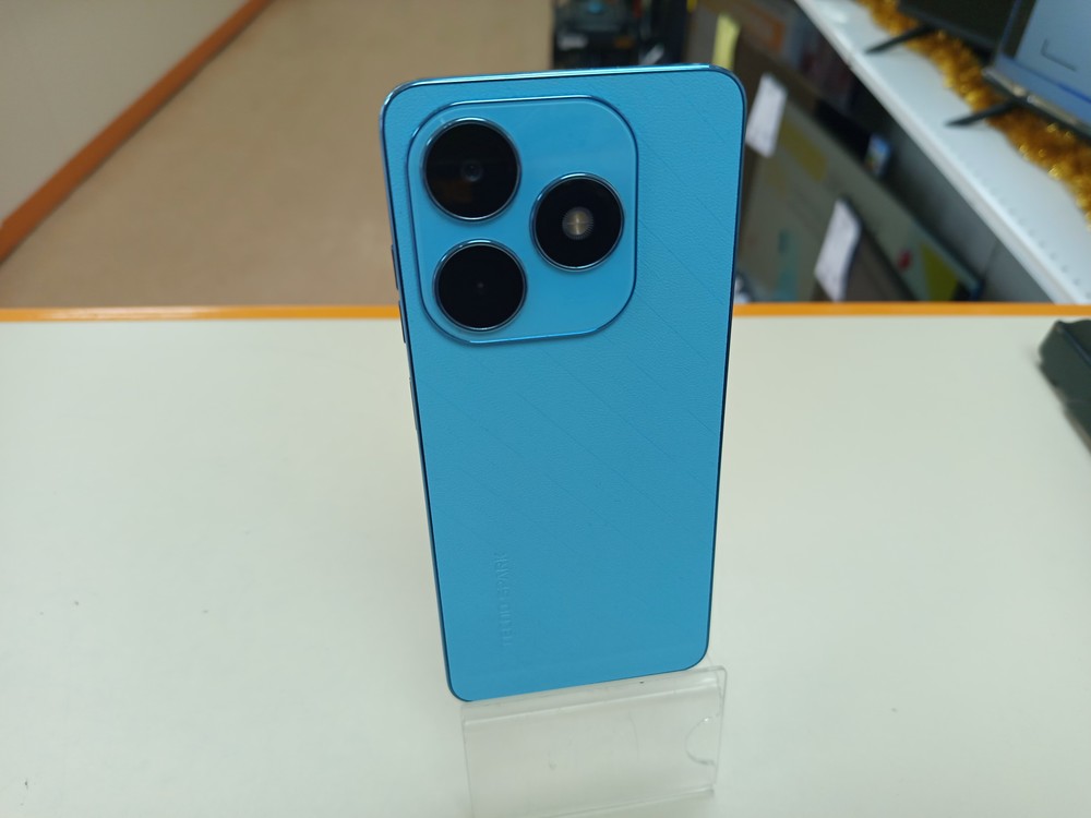 Смартфон Tecno Spark 20 8/256