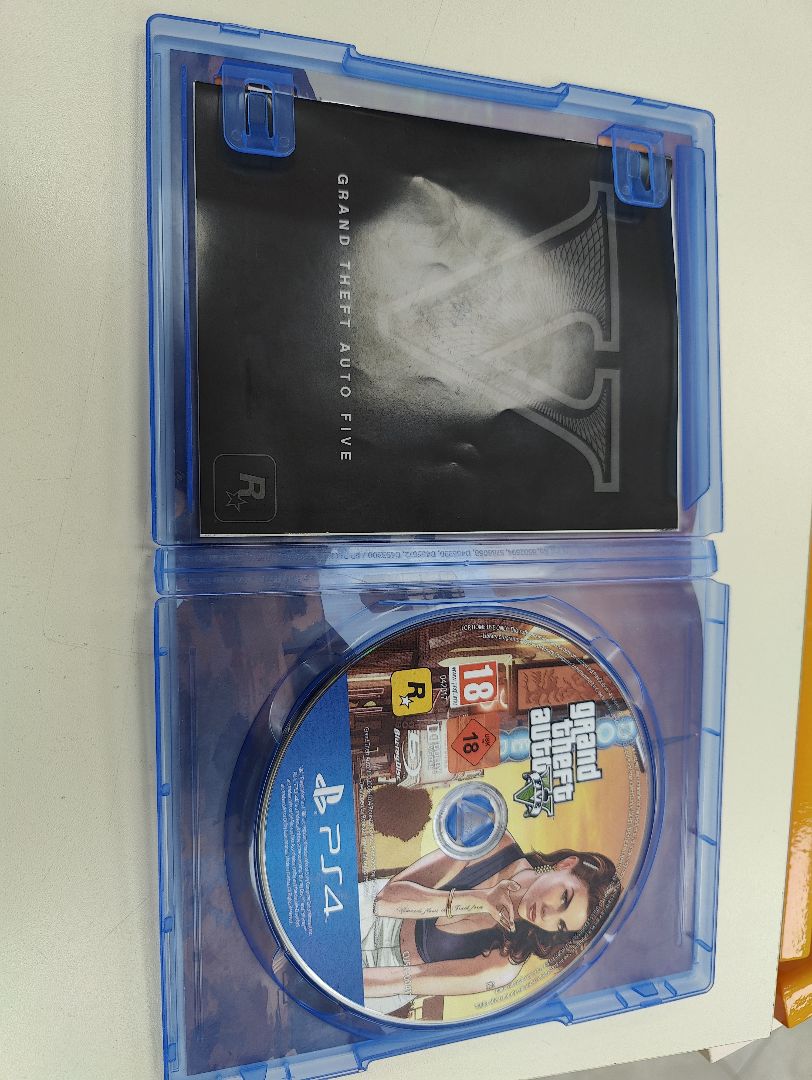 Игра Playstation 4 GTA 5