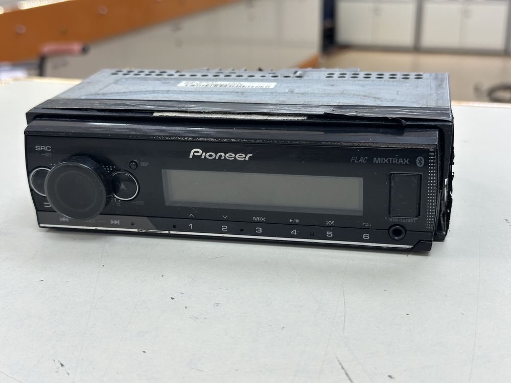 Автомагнитола Pioneer MVH-S520BT