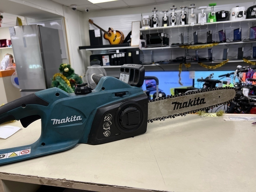 Электропила MAKITA UC3541A