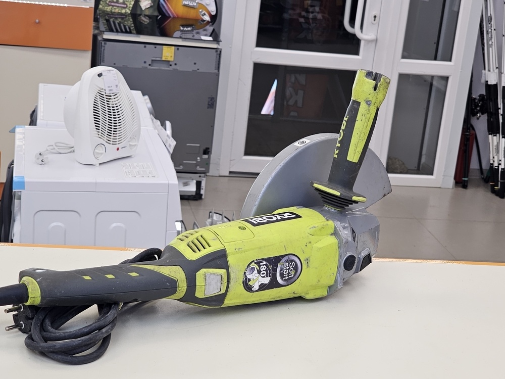 Угловая шлифмашина Ryobi EAG2000RS Угловая шлифмашина Ryobi EAG2000RS