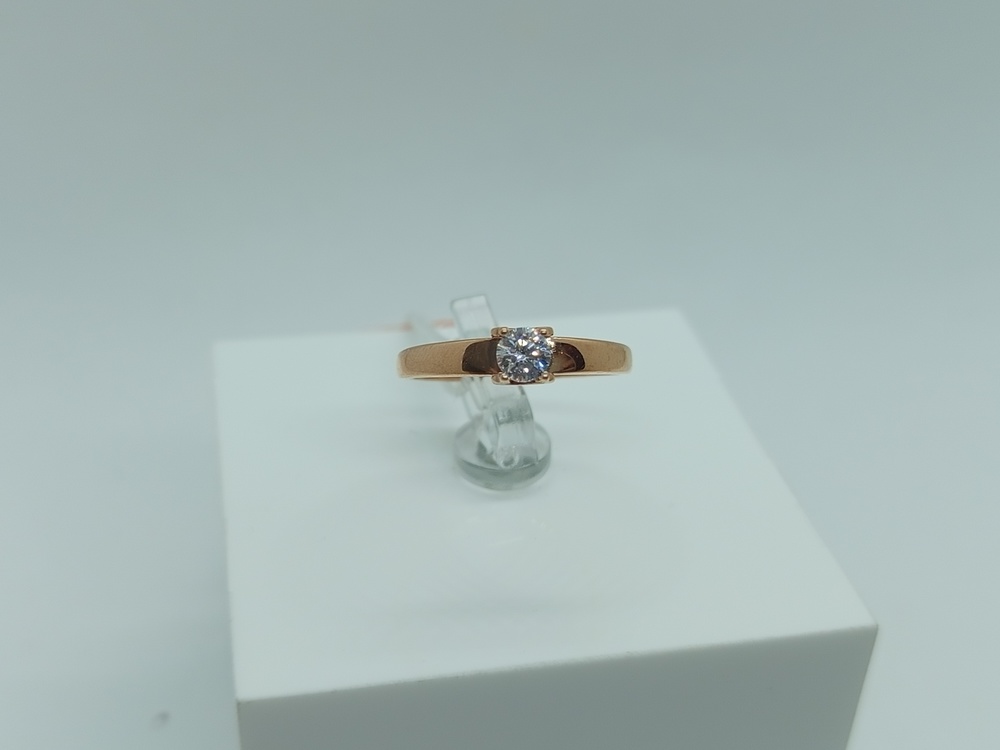 КОЛКМ375 КОЛЬЦО С КАМНЕМ (Au 375)