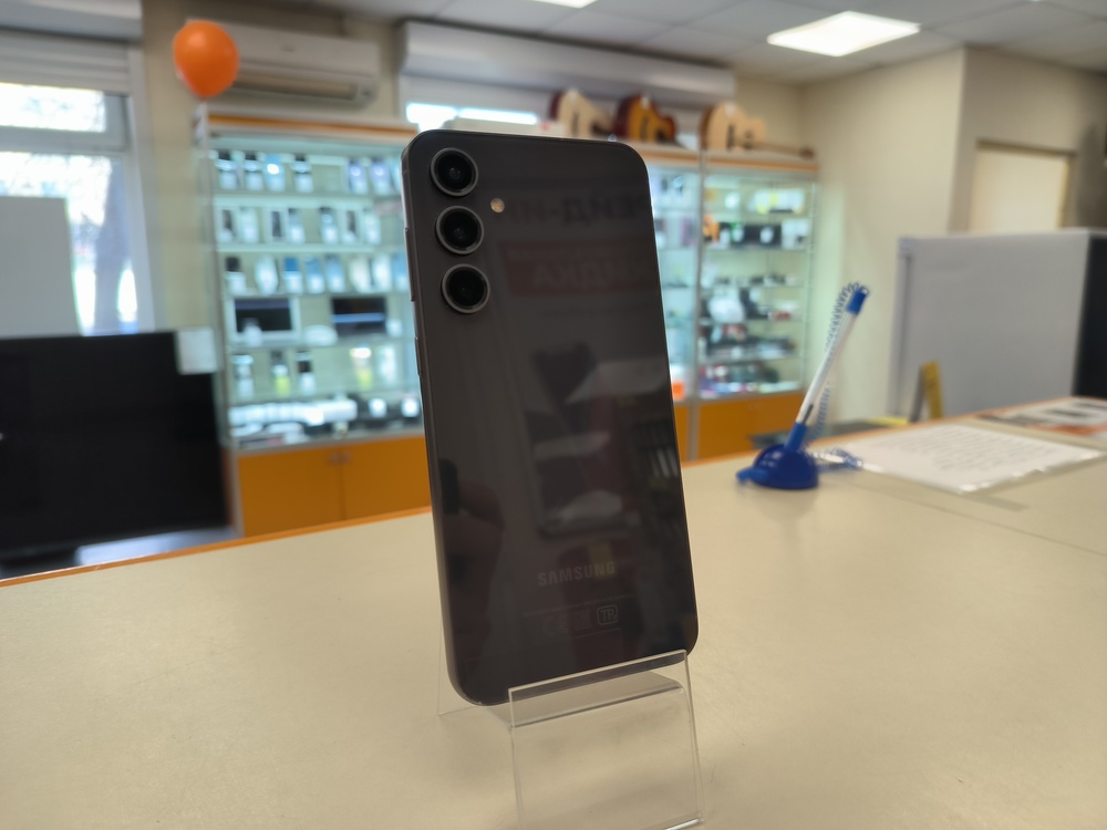 Смартфон Samsung Galaxy S23 FE 8/128