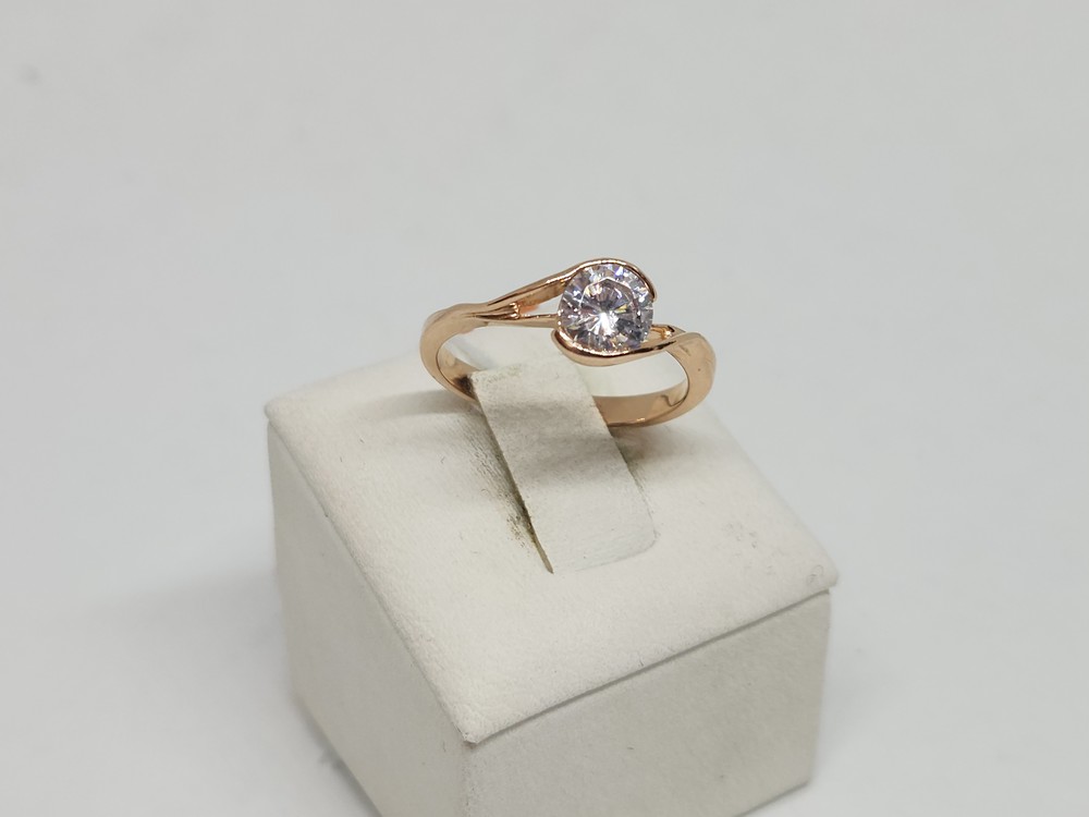 КОЛЬЦО С КАМНЕМ (Au 585)