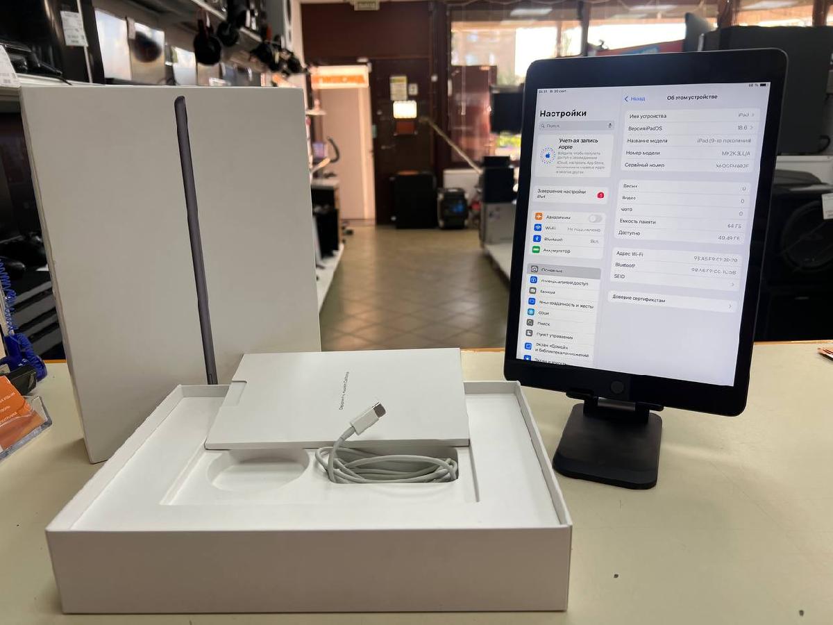 Планшет Apple iPad 9 64 ГБ (2021 A2602 (Wi-Fi)