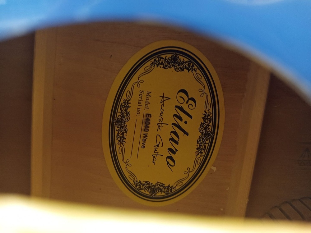 Гитара акустическая Elitaro E4040 Wave