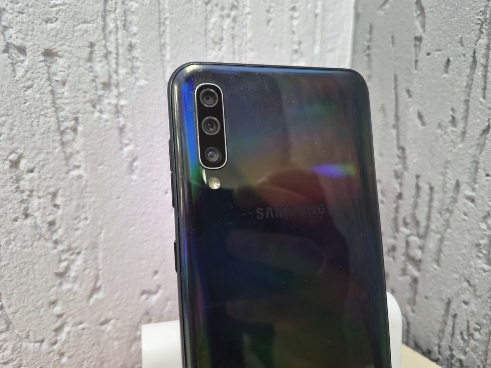 Смартфон Samsung Galaxy A50 4/64